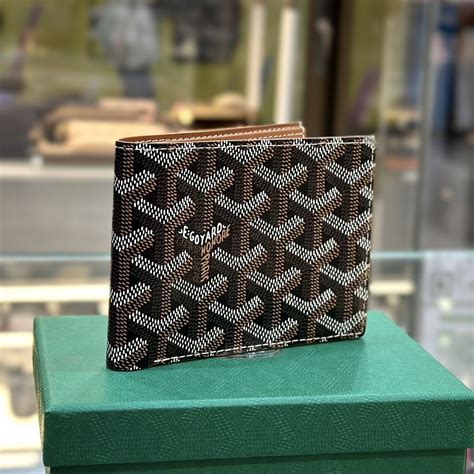 goyard bifold wallet|goyard card wallet price.